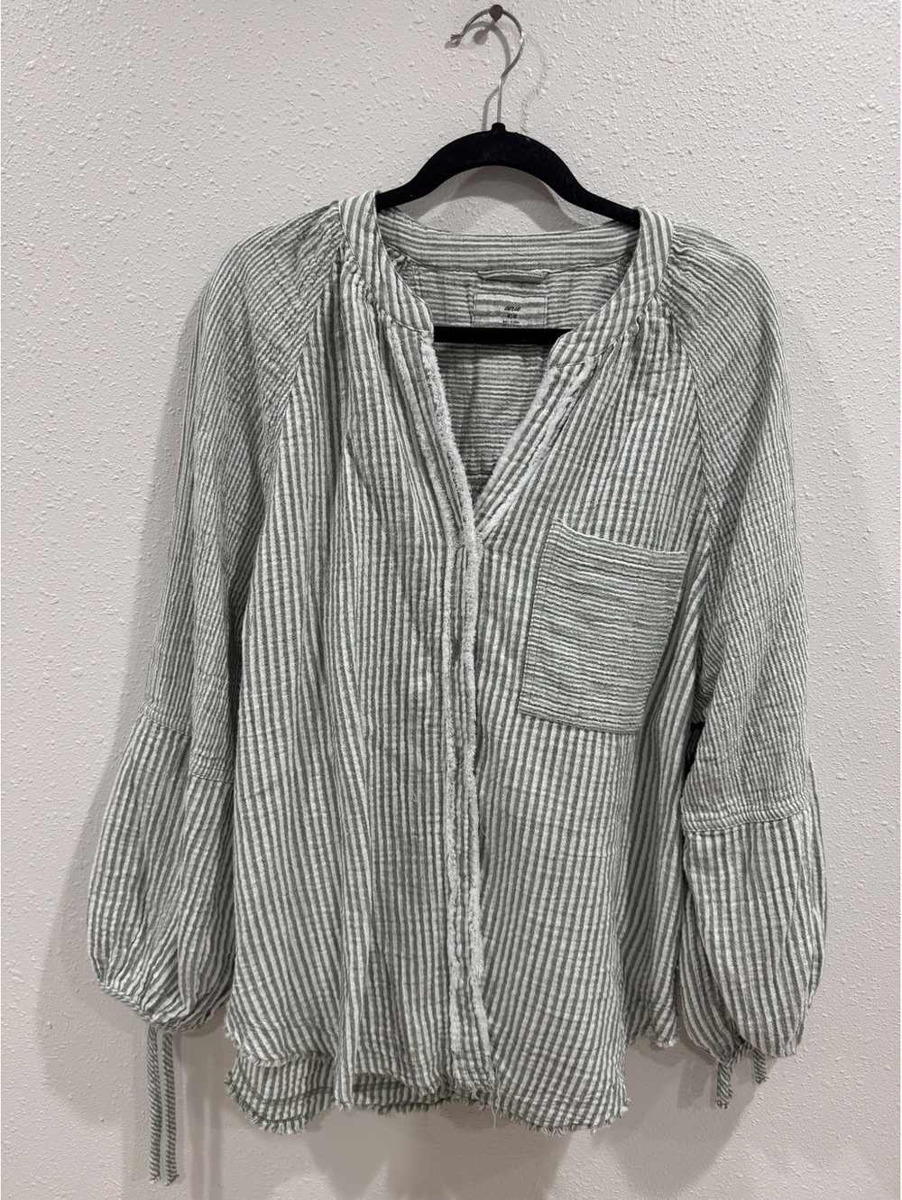 Aerie Women’s Green White Striped Oversized Gauze Blouse Size M Boho Coastal